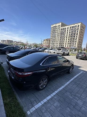 Toyota Camry: 2017 г., 2.5 л, Автомат, Бензин, Седан — 2