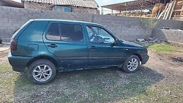 Volkswagen Golf: 1997 г., 1.6 л, Механика, Хэтчбэк