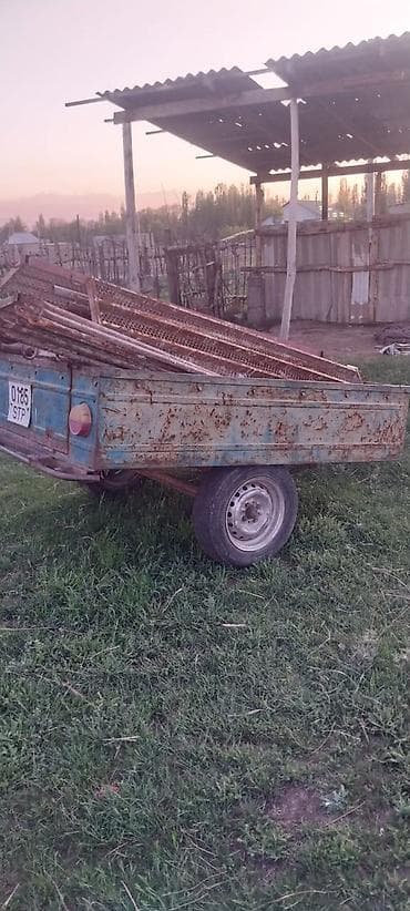 бишкек автомобили: Audi 80: 1994 г., Седан — 3