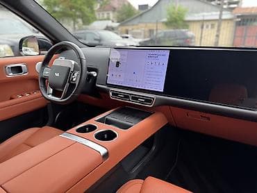 byd leopard 3: Lixiang L6: 2025 г., 1.5 л, Автомат, Гибрид, Кроссовер — 10