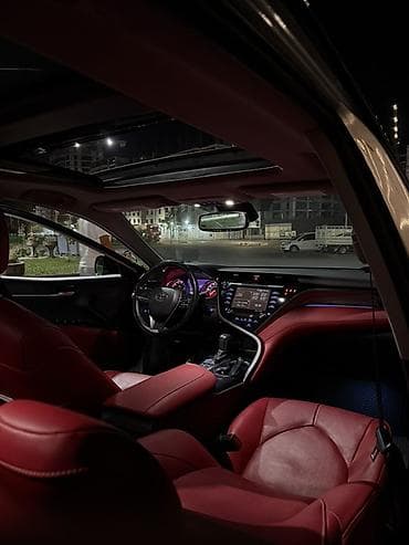 santa fe 2010: Toyota Camry: 2020 г., 2.5 л, Автомат, Бензин, Седан — 6