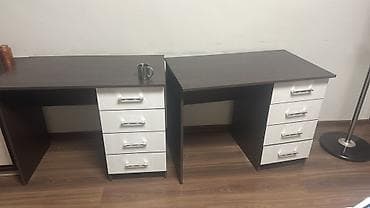 письменный стол: Письменные/рабочие столы 2 штуки с тумбой на 4 выдвижных ящика. 5000 — 1