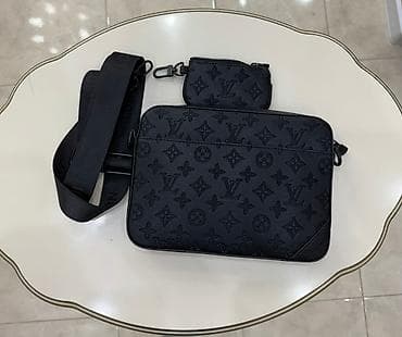 Барсетка, Louis Vuitton, Материал: Экокожа, Новый at lalafo.kg Барсетка, Louis Vuitton, Материал: Экокожа, Новый