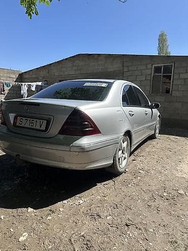 Продажа авто: Mercedes-Benz C-Class: 2003 г., 2.2 л, Механика, Дизель, Седан — 5