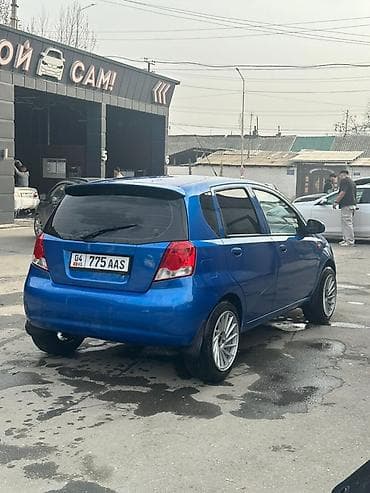 ravon nexia r3: Chevrolet Aveo: 2002 г., 1.6 л, Механика, Бензин, Хэтчбэк — 5
