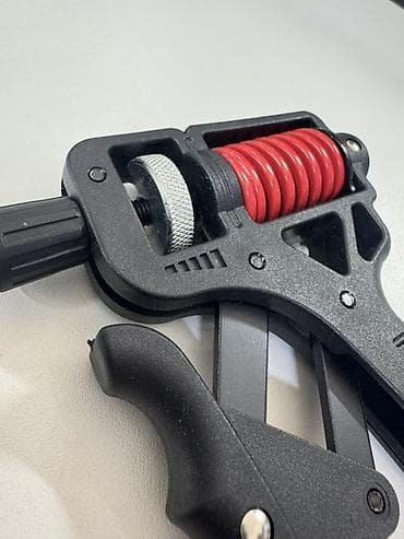 удар силомер: Регулируемый эспандер‑тренажер для кисти с механическим счетчиком — 2