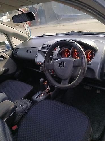 honda stepwgn 2006: Honda Fit: 2003 г., 1.3 л, Автомат, Бензин, Хэтчбэк — 10