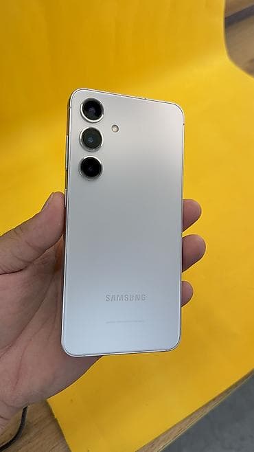 realme 6s: Samsung Galaxy S24, Б/у, 512 ГБ, 1 SIM, eSIM — 5