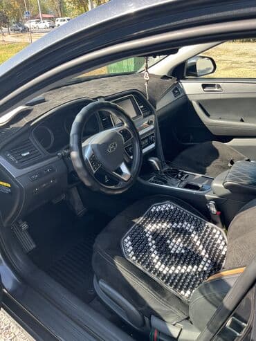 доп приборы: Hyundai Sonata: 2018 г., 2 л, Автомат, Газ, Седан — 6