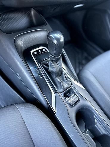 Унаа сатуу: Toyota Corolla: 2021 г., 1.8 л, Автомат, Гибрид, Седан — 10