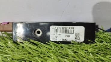 антенны для машин: Mercedes-Benz W212 E350 v-3.5 2010 год усилитель антенны — 1