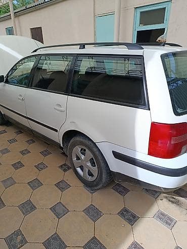 Volkswagen Passat: 1998 г., Механика, Бензин, Универсал