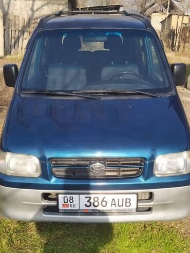 срочно продаю в связи с переездом: Daihatsu Move: 2000 г., Механика — 7
