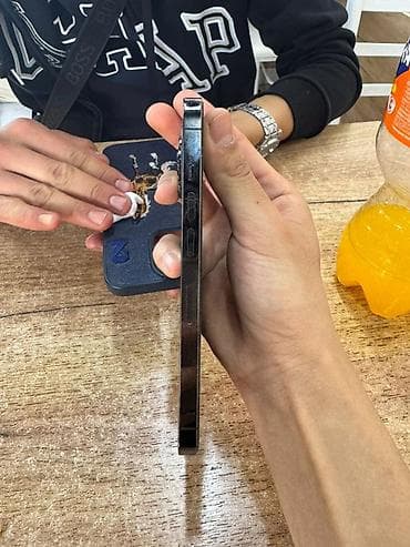 4070 ti: IPhone 13 Pro, Б/у, Графит, 90 % — 3