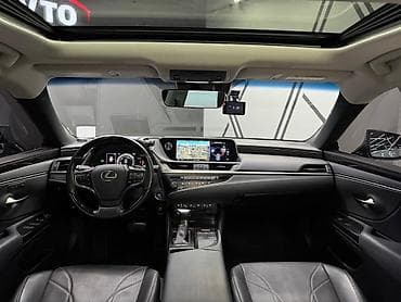 audi q3: Lexus ES: 2019 г., Гибрид, Седан — 10