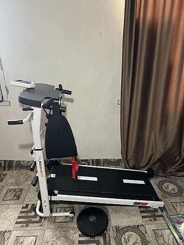 форма мултикам: Беговая дорожка Acan 861 с многофункциональной стойкой - Компактная — 1