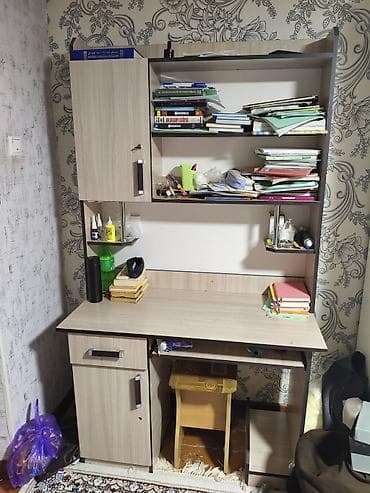 Офисная мебель: Компьютерный стол, С полками — 1