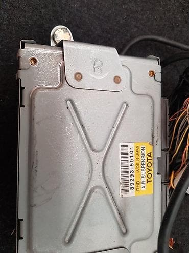 2 uz fe: Блок управления пневмоподвеской (ECU) Toyota Celsior XF30, двигатель — 1