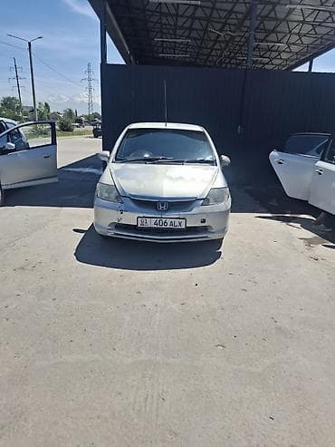 city: Honda : 2005 г., 1.5 л, Автомат, Бензин, Седан — 3