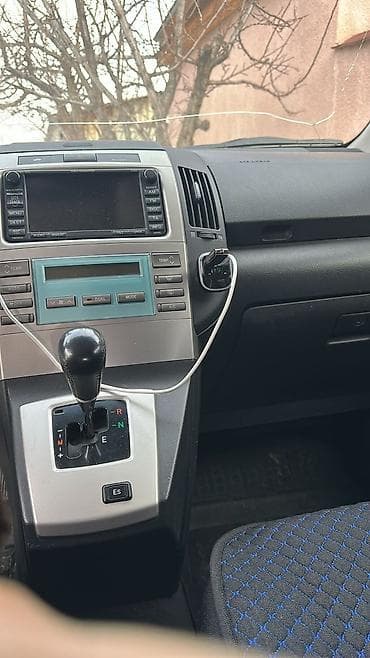 highlander гибрид2012: Toyota Corolla Verso: 2008 г., 1.8 л, Автомат, Бензин, Минивэн — 8