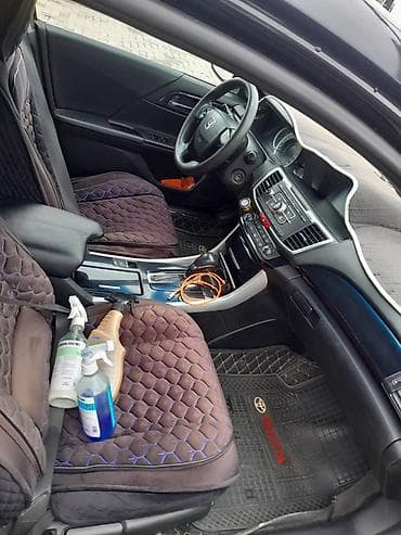 Honda Accord: 2018 г., 0.2 л, Вариатор, Седан — 8