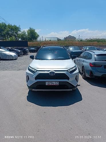 grand cherokee мост: Toyota RAV4: 2022 г., 2.5 л, Вариатор, Гибрид, Кроссовер — 1
