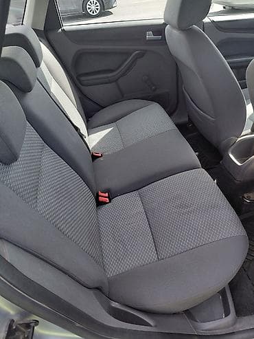 mazda protage: Ford Focus: 2005 г., 2 л, Автомат, Бензин, Хэтчбэк — 8