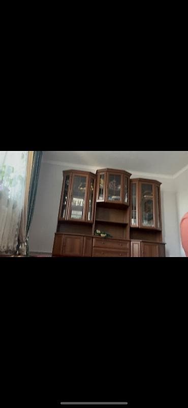 Дубал шкафтар: Дубал шкаф, Дубал шкаф түрү: Модулдуу, Үй, конок бөлмөсү үчүн, Өзгөчөлүктөрү: Тамак-аш идишин сактоо үчүн — 1