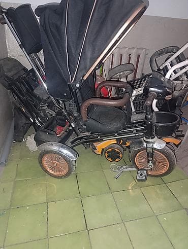 Детский трехколесный велосипед‑коляска (трансформер) с родительской