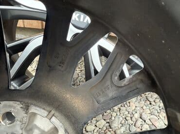 Паркет: Литые Диски R 17 Kia, Комплект, отверстий - 5, Б/у — 8