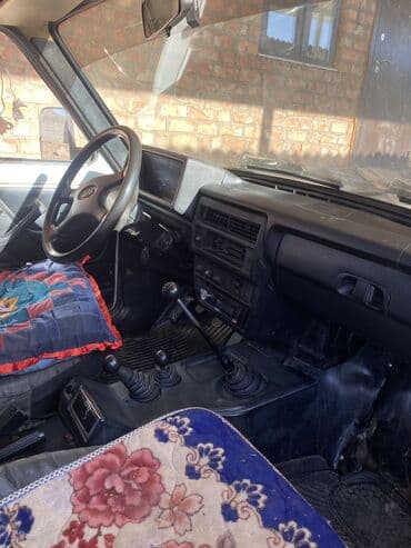 купить запчасти на опель вектра б: ВАЗ (ЛАДА) 4x4 Нива: 2000 г., 1.7 л, Механика, Бензиновая, Внедорожник — 6