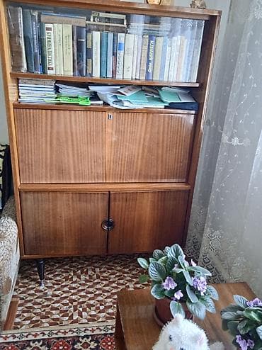 белорусская мебель, спальный гарнитур бишкек цены: Стенка-шкаф, Тип стенки-шкафа: Советская, Для зала, Б/у, Особенности: Для хранения посуды — 2