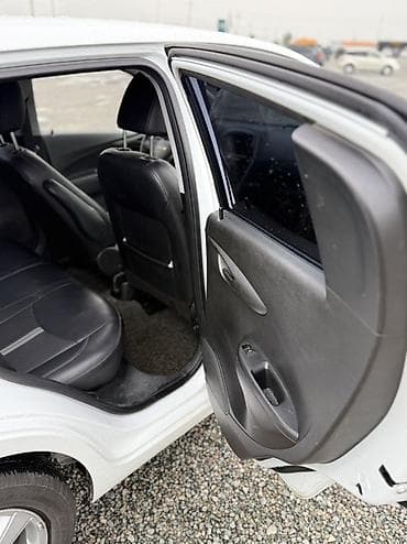 пикаб машина: Chevrolet Spark: 2019 г., 1 л, Автомат, Бензин, Хэтчбэк — 8