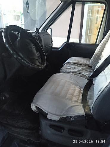 транс: Ford Transit: 2002 г., 0.2 л, Фургон — 9