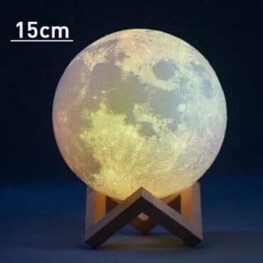 3D Светильник! Ночник! Светодиодный шар Луна! Современное at lalafo.kg 3D Светильник! Ночник! Светодиодный шар Луна! Современное