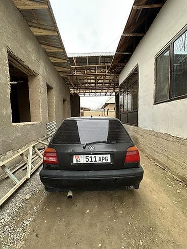 мотор фольцваген: Volkswagen Golf: 1992 г., 1.8 л, Кол менен иштөөчү, Бензин, Хетчбек — 4