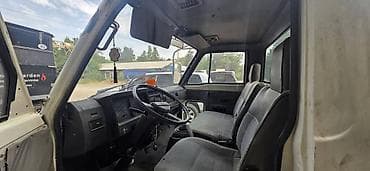 down pipe: Эвакуатор, Kia, 1995 г., Прямая — 3