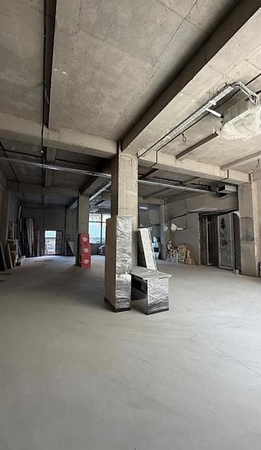 Продажа офисов 176 м², 1 этаж — 4