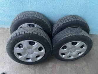 шина на москвич: 175/65/14 Балон 10.000 сом Диска 5000с Колпак 1000с Адрес (Манас) — 2
