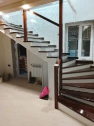 Деревянная лестница Для дома, Форма лестницы: Прямая, Стиль: Классический