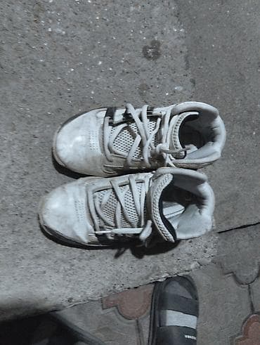 adidas smith: Кроссовки Adidas баскетбольные, высокий силуэт. - Цвет: белый с — 1