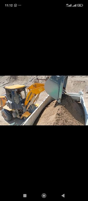 транзбой авто: Самосвал 6×4 для строительства и карьеров - Конфигурация: трехосный — 10