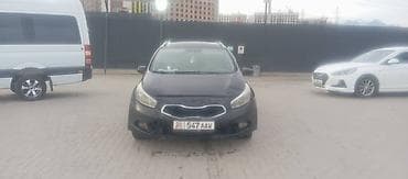 кочкор авто: Kia Ceed: 2015 г., 1.5 л, Кол менен иштөөчү, Газ, Универсал — 8