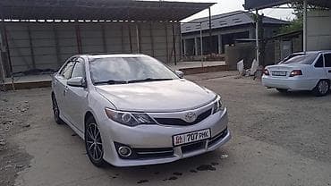 есть варианты: Toyota Camry: 2014 г., 2.5 л, Автомат, Бензин, Седан — 1