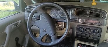 ваз lada: Volkswagen Vento: 1992 г., 1.8 л, Механика, Седан — 6