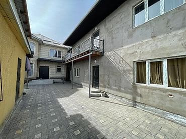 дома с большим участком: Продаётся частный дом в городе Каракол вместе с гостиницей на 12 — 1