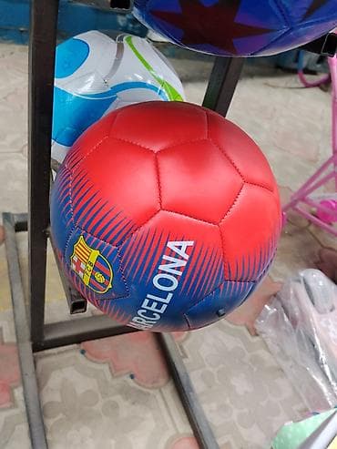 Футбольный мяч Barcelona (FCB) - Дизайн в фирменных цветах с — 2