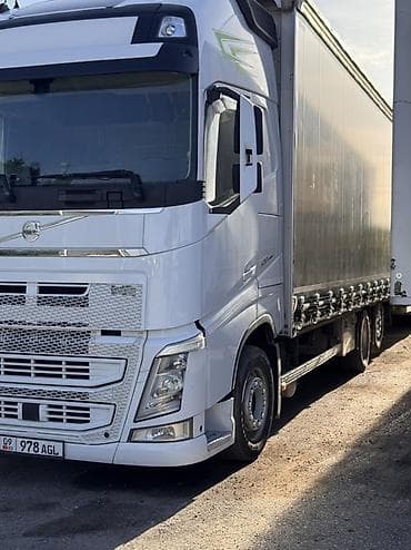 наклейки на вольво: Тягач, Volvo, 2017 г., Тентованный — 2