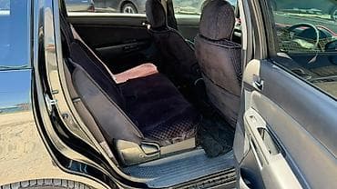 Toyota WISH: 2003 г., 1.8 л, Автомат, Бензин, Универсал — 9