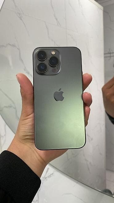 плейстейшен 3 фат: IPhone 13 Pro, Natural Titanium — 1